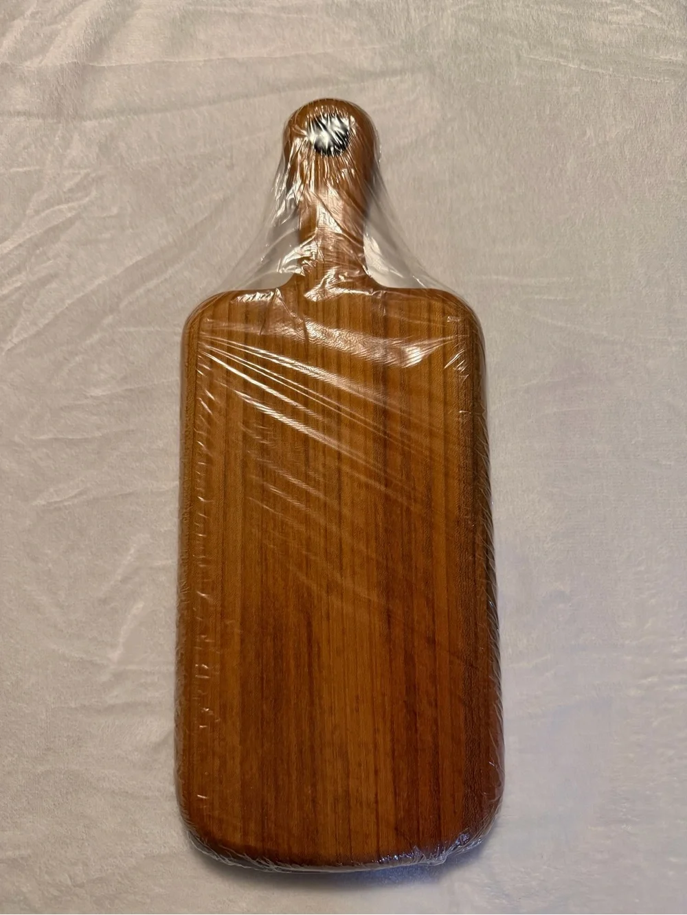 Zelkova Wood Reversible Cutting Board with Handle 15.55x7.87x1.1 inch